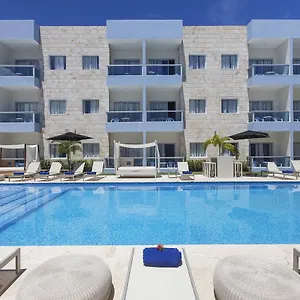 https://whalaurban-punta-cana.comcaribbean.com